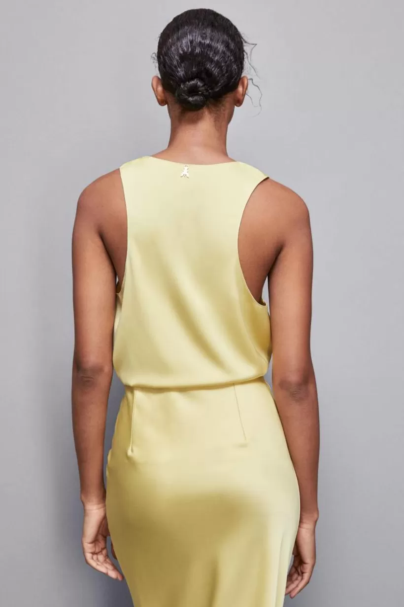 byszczca_satynowa_bluzka_2.webp Błyszcząca satynowa bluzka^Patrizia Pepe Sale