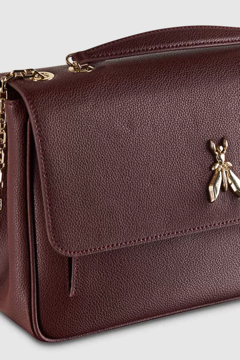 fly_skrzana_torba_na_rami_z_acuszkiem_3-1.webp Fly skórzana torba na ramię z łańcuszkiem^Patrizia Pepe Flash Sale