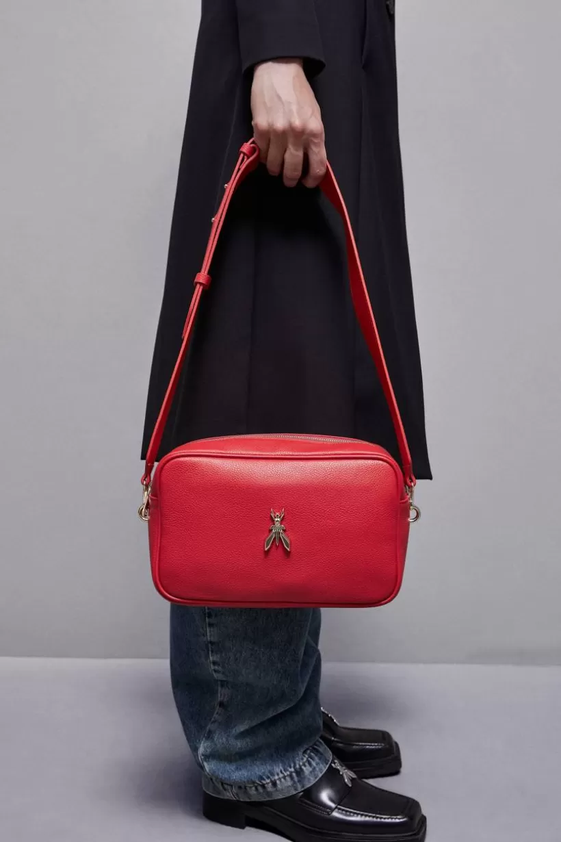 Fly skórzana torba typu Camera bag z łańcuszkiem^Patrizia Pepe Sale