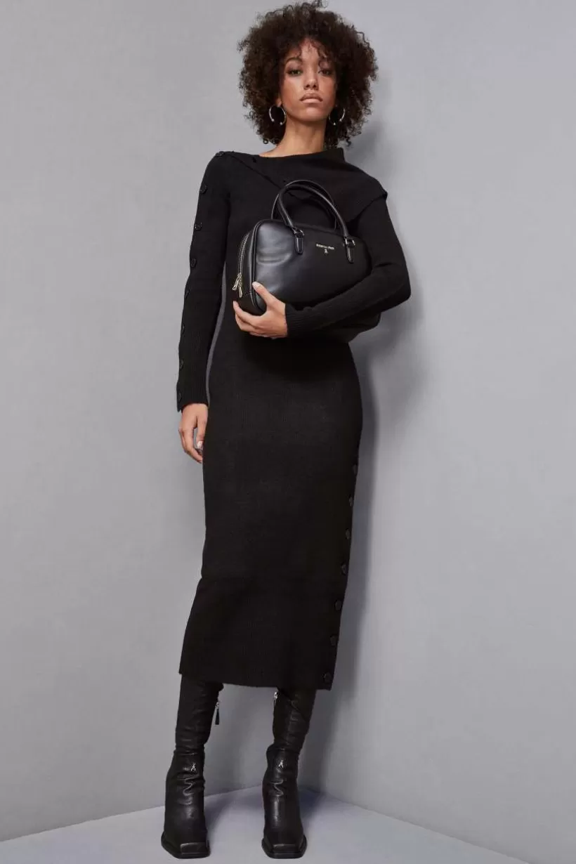 Skórzana torba na ramię z zamkiem typu camera case^Patrizia Pepe Best