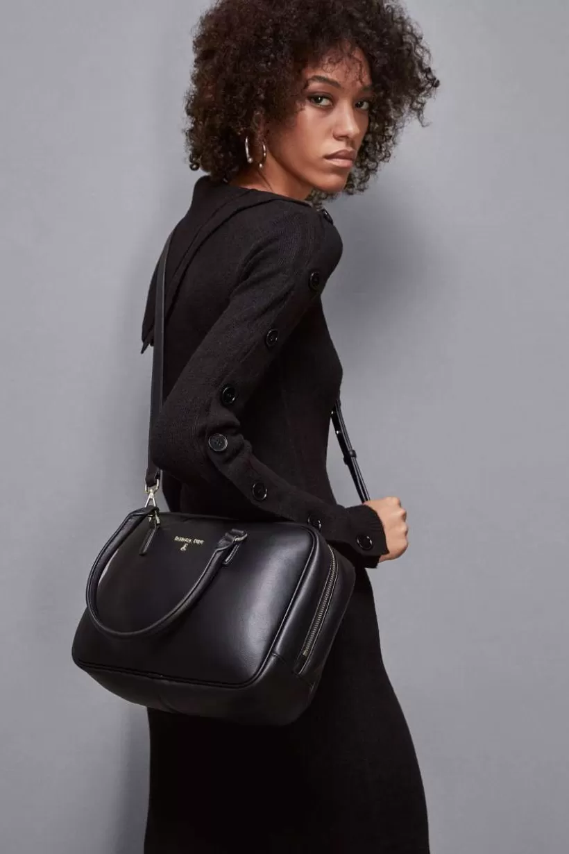 Skórzana torba na ramię z zamkiem typu camera case^Patrizia Pepe Best