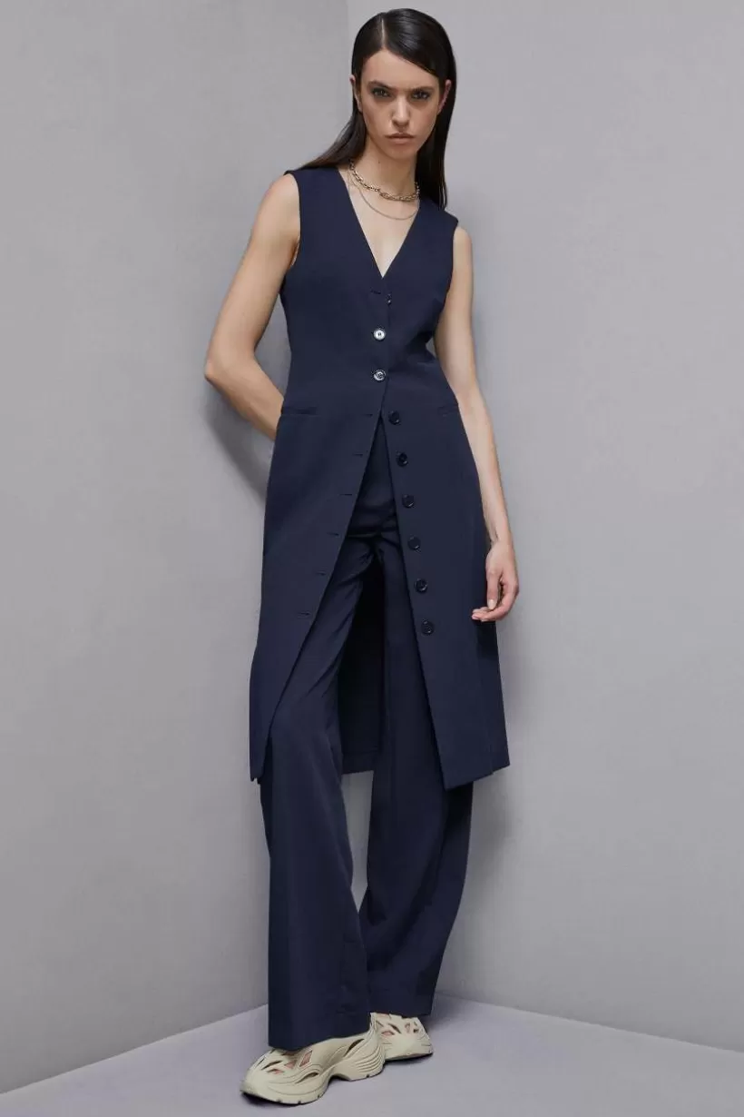 szmizjerka_z_rozciciami_z_gabardyny_5.webp Szmizjerka z rozcięciami z gabardyny^Patrizia Pepe Shop