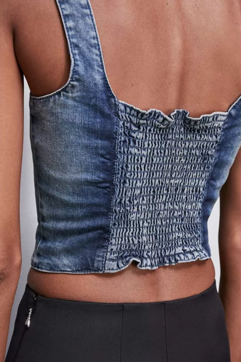 top_z_elastycznego_denimu_3-1.webp Top z elastycznego denimu^Patrizia Pepe Best